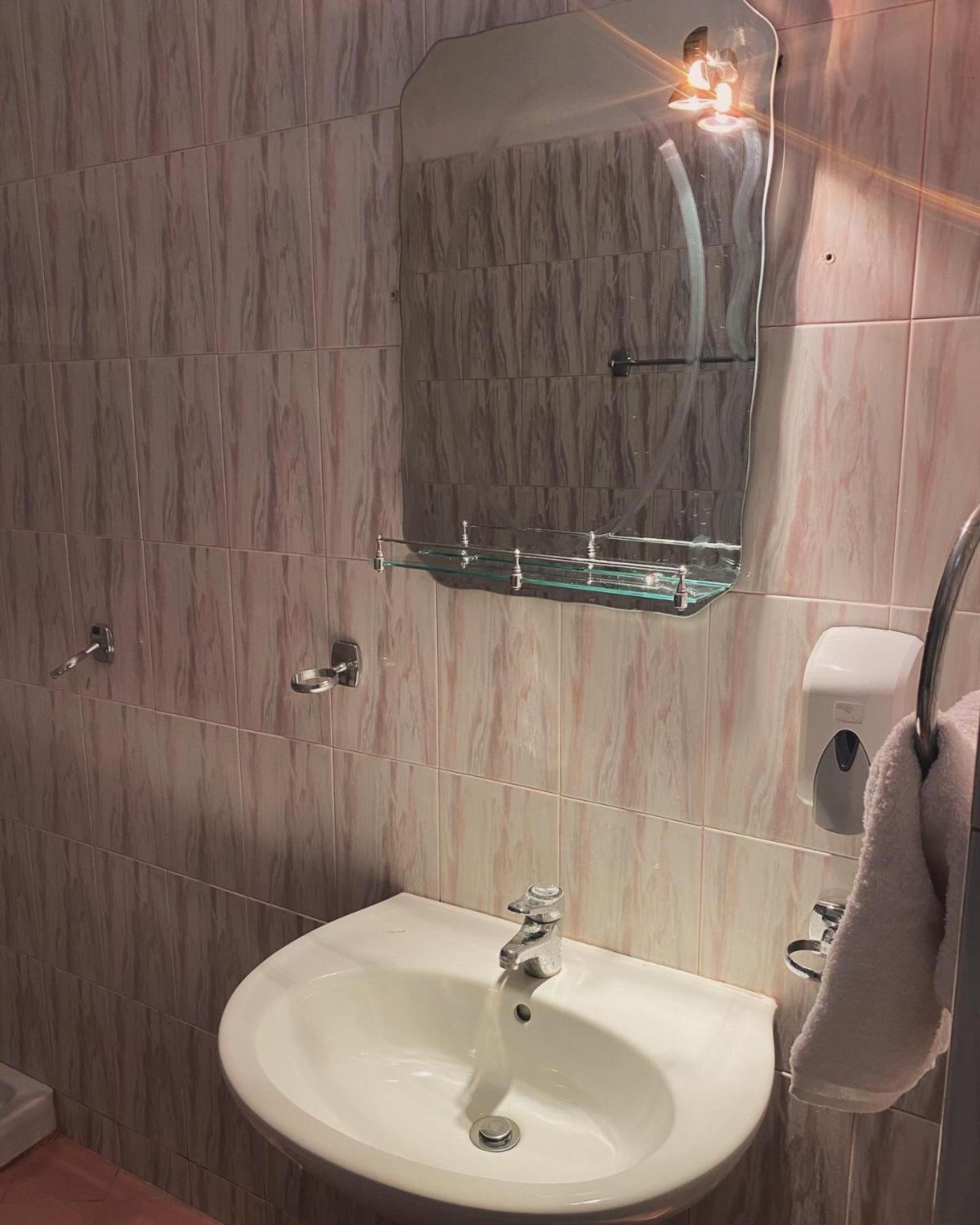 Hotel Belind Berat Ngoại thất bức ảnh